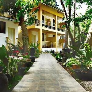 maya-playa-resort.hotelspanglao.com/